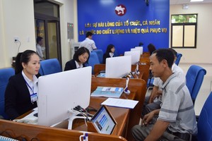 Thủ tướng yêu cầu chỉ duy trì những TTHC thật sự cần thiết, chi phí tuân thủ thấp nhất. (Ảnh: VGP)