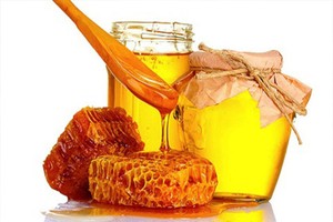 Mật ong, nước và mứt hoa quả, sữa khô khi xuất khẩu vào EU phải tuân thủ những quy định mới, dự kiến từ ngày 16/6 năm nay.