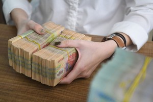 Thu ngân sách từ xuất Link Vào Nhà Cái KL99 COM Tặng +199k tháng 5 tiếp tục đà phục hồi, đạt 18.906 tỷ đồng.