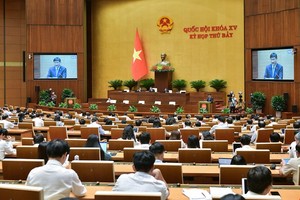 Quốc hội nghe Chủ nhiệm Uỷ ban Kl992 cổng game cá cược Vũ Hồng Thanh báo cáo thẩm tra.
