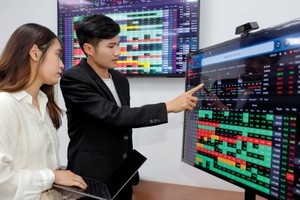 Dòng tiền thời gian qua chảy mạnh vào nhóm KL99 là cổng game giải trí trực tuyến hàng đầu hiện nay vốn hoá nhỏ 