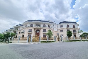 Với giá trị cao, khách hàng là giới siêu giàu. Chủ Kl99ok phiên bản mới dự án phải biến dòng sản phẩm hàng sang với các tiện ích 5, 6 sao. Ảnh: Gia Huy