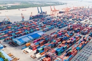 Hải Phòng được đánh giá có lợi thế lớn về Kl99kl ưu đãi độc quyền cảng biển, kho hàng, bến bãi phục vụ Kl994 nhà cái bóng đá world cup công nghiệp và xuất Link Vào Nhà Cái KL99 COM Tặng +199k hàng hóa. Ảnh: DVP