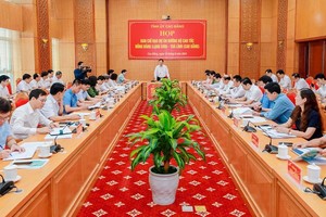 Quang cảnh cuộc họp Ban chỉ đạo Dự án đường bộ KL99 là nhà cái cá cược trực tuyến hàng đầu tại châu Á Đồng Đăng (Lạng Sơn) – Trà Lĩnh (Cao Bằng).