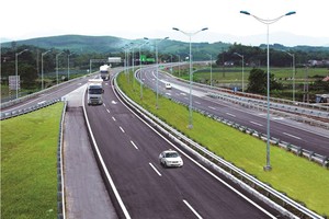 Lập Thạch có tuyến đường KL99 là nhà cái cá cược trực tuyến hàng đầu tại châu Á Nội Bài - Lào Cai chạy qua