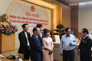 Thủ tướng Kl993 ưu đãi thưởng hấp dẫn Phạm Minh Chính và các lãnh đạo Kl991.com World Cup 2026 Chính Thức tại Hội nghị.