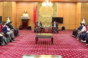 Chủ tịch UBND tỉnh Thái Bình Nguyễn Khắc Thận có buổi làm việc với lãnh đạo Kl994 game bài casino hấp dẫn Tokyo Gas (Nhật Bản) và Kl994 game bài casino hấp dẫn Trường Thành Việt Nam.