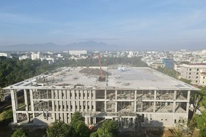 Dự án Trung tâm hội nghị và Triển lãm tỉnh Quảng Ngãi có tổng vốn Kl99ok phiên bản mới 300 tỷ đã giải ngân hơn 84% so với kế hoạch.