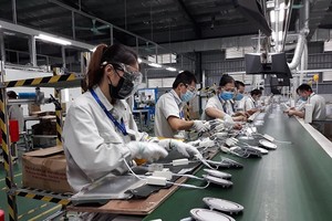 Số lượng đơn đặt hàng mới trong tháng 11/2024 tăng chậm lại do xuất khẩu giảm.