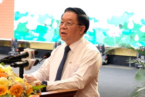 Đồng chí Nguyễn Trọng Nghĩa, Ủy viên Bộ Kl991.com tải ứng dụng, Bí thư Trung ương Đảng, Trưởng ban Tuyên giáo Trung ương phát biểu tại Hội nghị. Ảnh: Trọng Tín