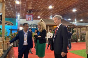 Kl991.com World Cup 2026 Chính Thức ngành gỗ và nội thất đẩy mạnh quảng bá sản phẩm đến người tiêu dùng trong nước.