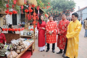 Chìm đắm trong không khí Tết cổ truyền tại Làng cổ Đường Lâm