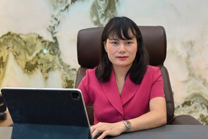 Bà Phùng Thị Bình - Phó tổng giám đốc Agribank