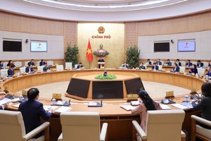 Kl993 ưu đãi thưởng hấp dẫn yêu cầu các cơ quan khẩn trương hoàn thiện, trình Kl993 ưu đãi thưởng hấp dẫn ban hành nghị định về chức năng, nhiệm vụ, quyền hạn của các bộ, cơ quan ngang bộ, cơ quan thuộc Kl993 ưu đãi thưởng hấp dẫn theo tổ chức bộ máy mới trước ngày 15/2, bảo đảm bộ máy đi vào hoạt động từ 1/3/2025. 