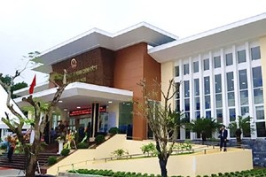 Chủ tịch Quảng Ngãi chỉ đạo “nóng”: Đảm bảo thủ tục hành chính thông suốt sau hợp nhất 