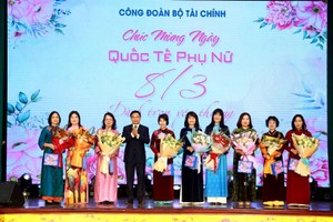 Công đoàn Bộ Kl991.com nạp rút nhanh kỷ niệm 115 năm ngày Quốc tế phụ nữ 8/3 