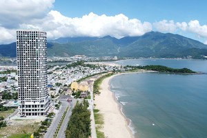 Đà Nẵng đang dồn lực thực hiện Khu thương mại tự do, trong đó có Cảng Liên Chiểu. Ảnh: Linh Đan