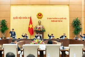 100% thành viên Ủy ban Thường vụ Quốc hội đã biểu quyết đồng ý việc giảm tiền thuê đất năm 2024 theo đề xuất của Kl993 ưu đãi thưởng hấp dẫn. 