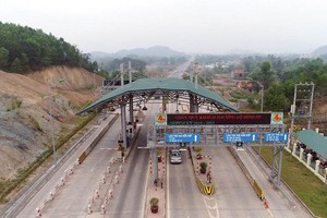 Một trạm thu phí hoàn vốn cho Dự án BOT Thái Nguyên - Chợ Mới.