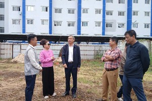 Chủ tịch TP.Đà Nẵng, ông Lê Trung Chinh kiểm tra thi công dự án nhà ở Trang Chủ KL99Com Số 1 Link Đăng Ký KL999 Đại Địa Bảo.