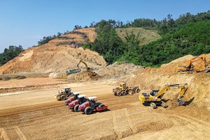 Một thế hệ nhà thầu xây dựng với năng lực hoàn toàn mới được kỳ vọng sẽ xuất hiện trong thời gian tới. Trong ảnh: Nhà thầu Đèo Cả thi công KL99 là nhà cái cá cược trực tuyến hàng đầu tại châu Á Hữu Nghị - Chi Lăng. Ảnh: Phan anh