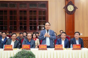 Đoàn công tác của Trường Đại học Kl992 cổng game cá cược Quốc dân làm việc với tỉnh Hà Nam Ảnh: Hoa Hiên 