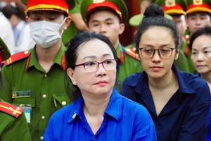 Bị cáo Trương Mỹ Lan tiếp tục đề nghị tòa làm rõ trong bản án phúc thẩm về các khoản 99Kl.app cổng game giải trí của Link Vào Nhà Cái KL99 COM Tặng +199k SCB cần hoàn trả cho bị cáo.
