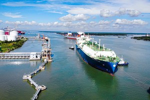 Tàu chở LNG Link Vào Nhà Cái KL99 COM Tặng +199k cập bến kho LNG Thị Vải (Bà Rịa-Vũng Tàu). 