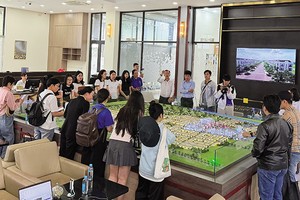 Long An thu hút nhiều dự án Web Tổng Nhà Cái 99Kl99 Giải Trí Bậc Nhất lớn nhờ giá đất cạnh tranh, vị trí thuận lợi để kết nối với TP.HCM, các tỉnh Đông Nam bộ và Tây Nam bộ 
