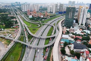 UBND TP.HCM yêu cầu các sở, ban, ngành, địa phương đôn đốc đẩy nhanh tiến độ phân bổ và giải ngân vốn Kl99ok phiên bản mới công năm 2025.