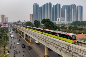Các đoàn tàu thuộc Dự án 99Kl.app khuyến mãi hot đô thị số 3, đoạn Nhổn - ga Hà Nội. 