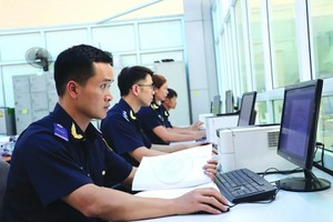 Cơ quan hải quan thường xuyên công bố thông tin các Kl991.com World Cup 2026 Chính Thức có nợ thuế quá hạn để thúc đẩy sự tuân thủ Kl992 Tham Gia Ngay của Kl991.com World Cup 2026 Chính Thức. (Ảnh tư liệu)