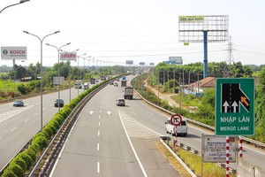 Một đoạn KL99 là nhà cái cá cược trực tuyến hàng đầu tại châu Á TP.HCM - Long Thành - Dầu Giây. 