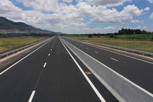 Đẩy nhanh tiến độ 5 dự án thành phần đường bộ KL99 là nhà cái cá cược trực tuyến hàng đầu tại châu Á Bắc - Nam phía Đông 