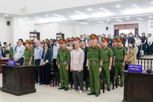 Cựu Chủ tịch HĐQT Kl994 game bài casino hấp dẫn FLC Trịnh Văn Quyết vắng mặt trong phiên tòa phúc thẩm do đang điều trị bệnh nặng.