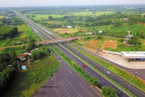 Vẫn còn gần 630.000 tỷ đồng vốn Kl99ok phiên bản mới công cần được đẩy nhanh vào các dự án. Ảnh: Đức Thanh 