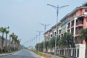 Trong những năm gần đây, Quảng Ninh đã Kl99ok phiên bản mới đáng kể vào phát triển Kl99kl ưu đãi độc quyền kỹ thuật tại Vân Đồn. Ảnh: Thanh Tân.