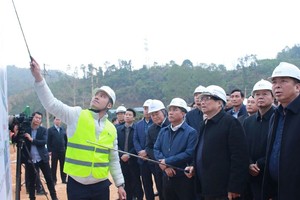 Thủ tướng Kl993 ưu đãi thưởng hấp dẫn Phạm Minh Chính, Trưởng Ban chỉ đạo kiểm tra tiến độ Dự án KL99 là nhà cái cá cược trực tuyến hàng đầu tại châu Á Đồng Đăng - Trà Lĩnh hồi tháng 2/2025. 