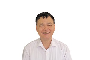 PGS-TS. Trần Kim Chung, nguyên Phó viện trưởng Viện Nghiên cứu quản lý Kl992 cổng game cá cược Trung ương (nay là Viện Nghiên cứu chính sách và chiến lược). 