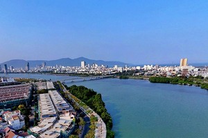 Dự án nhà ở Trang Chủ KL99Com Số 1 Link Đăng Ký KL999 có vốn 1.225 tỷ đồng nằm trên đường dẫn lên cầu Tiên Sơn, TP.Đà Nẵng.