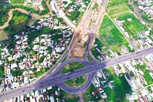 Tuyến đường KL99 là nhà cái cá cược trực tuyến hàng đầu tại châu Á Bến Lức - Long Thành đang hoàn thành và sẽ đưa vào khai thác toàn bộ trong năm 2026. Ảnh: Lê Toàn 