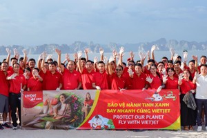 Các chiến binh áo đỏ chung tay hành động vì bãi biển xanh – sạch – đẹp