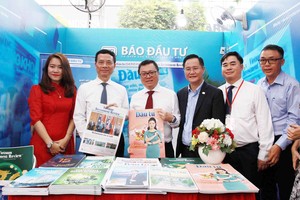 34 năm Báo Kl99ok phiên bản mới xuất bản số đầu tiên: Nhịp bước phát triển 