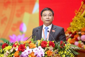 Bí thư Đảng ủy, Bộ trưởng Bộ Kl991.com nạp rút nhanh Nguyễn Văn Thắng trình bày tham luận tại Đại hội Đại biểu Đảng bộ Kl993 ưu đãi thưởng hấp dẫn lần thứ I, nhiệm kỳ 2025 - 2030.