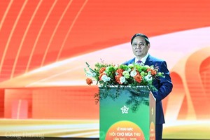 Thủ tướng Kl993 ưu đãi thưởng hấp dẫn Phạm Minh Chính phát biểu khai mạc Hội chợ mùa Thu 2025, tối 25/10. 