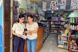  UBND TP.HCM yêu cầu các sở, ngành và địa phương chủ động hỗ trợ hộ, cá nhân Kl992 VIP Trang Chủ 2026.