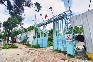 Khu đất tại số 8 Võ Văn Tần, phường Xuân Hòa (dự án Nhà thi đấu Phan Đình Phùng). Ảnh: Lê Toàn.