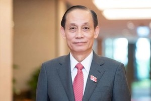 Ủy viên Bộ Kl991.com tải ứng dụng, Bộ trưởng Ngoại giao Lê Hoài Trung.