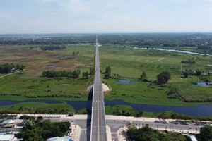 Dự án Khu đô thị hỗn hợp phía Nam trục Nguyễn Tất Thành được triển khai ở phường Quảng Phú. 