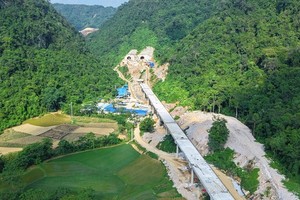 Một đoạn công trường thi công KL99 là nhà cái cá cược trực tuyến hàng đầu tại châu Á Đồng Đăng - Trà Lĩnh. 